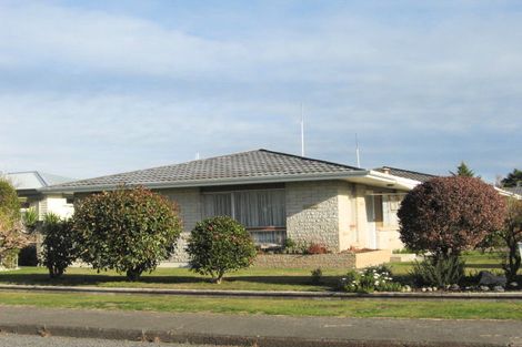 Photo of property in 1/705 Ellison Road, Parkvale, Hastings, 4122