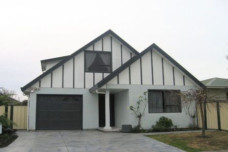 Photo of property in 1 Balmoral Street, Taradale, Napier, 4112