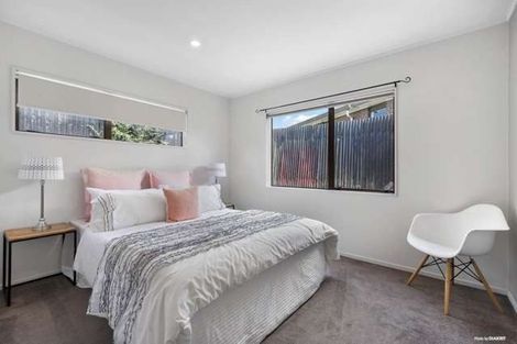 Photo of property in 2/14 Roberts Road, Te Atatu South, Auckland, 0610