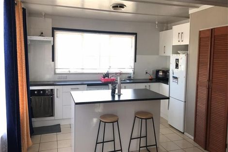 Photo of property in 2/39 Claude Road, Manurewa, Auckland, 2102