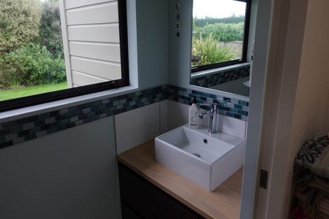 Photo of property in 86 Gladstone Road, Levin, 5571