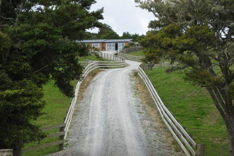 Photo of property in 5348 Kaipara Coast Highway, Wellsford, 0972