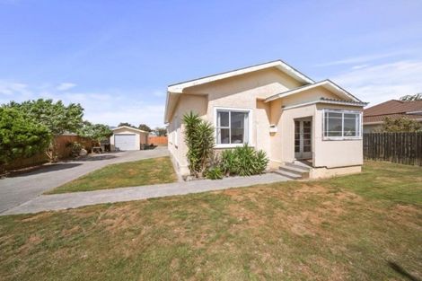 Photo of property in 43 Grey Street, Normanby, Hawera, 4614