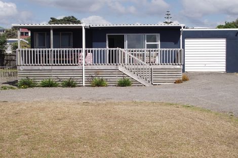 Photo of property in 26 Bway Road, Waihi Beach, 3611