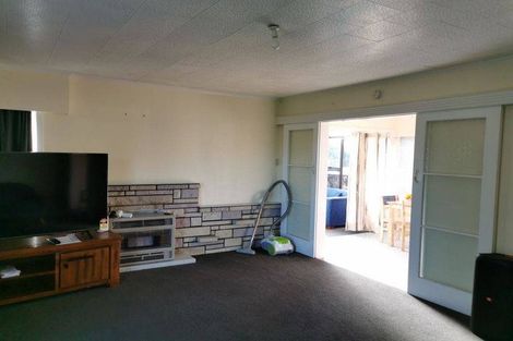 Photo of property in 35 Berkley Avenue, Hillcrest, Hamilton, 3216
