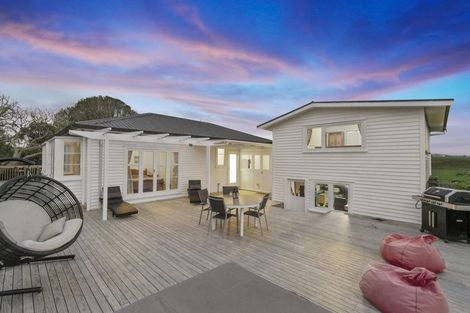 Photo of property in 2083 State Highway 16, Helensville, 0875