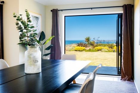 Photo of property in 140b Seafield Road, Eskdale, Napier, 4182