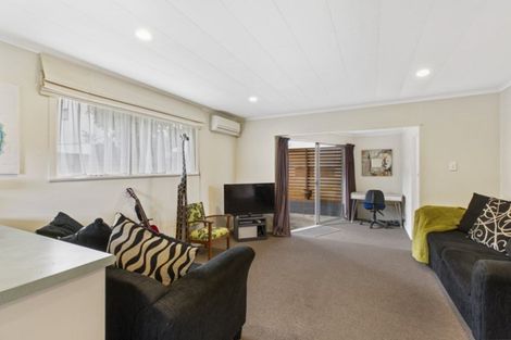 Photo of property in 33 Darraghs Road, Brookfield, Tauranga, 3110