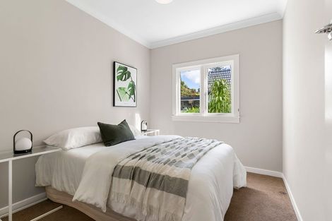 Photo of property in 1/20 Zion Road, Birkenhead, Auckland, 0626
