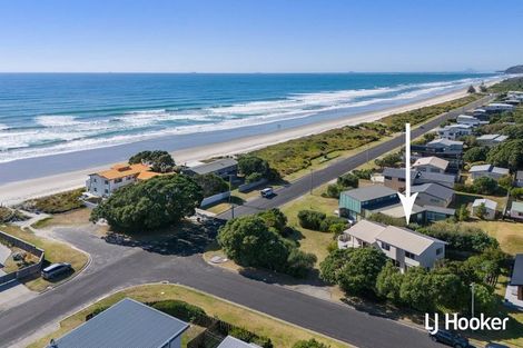 Photo of property in 66 Bway Road, Waihi Beach, 3611