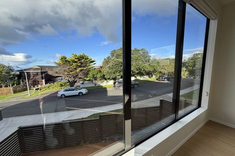 Photo of property in 1c Sandford Street, Campbells Bay, Auckland, 0630