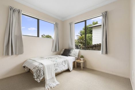 Photo of property in 147a Wellington Street, Howick, Auckland, 2014