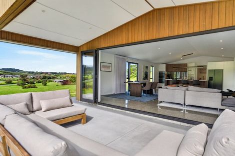 Photo of property in 10 Lakeview Lane, Mangawhai, 0573