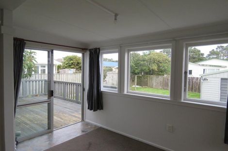 Photo of property in 18 Newton Street, Fitzroy, New Plymouth, 4312