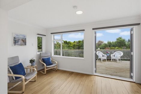 Photo of property in 16 Allen Road, Raumati Beach, Paraparaumu, 5032