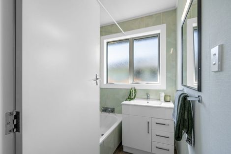 Photo of property in 34 Lothian Crescent, Strathern, Invercargill, 9812