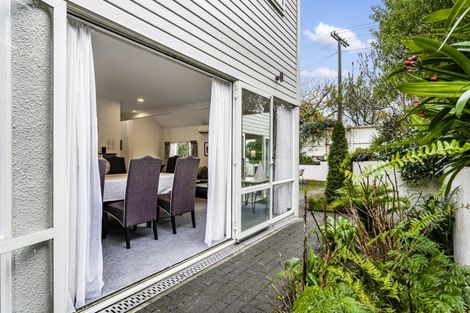 Photo of property in 1b Adrienne Place, Onehunga, Auckland, 1061