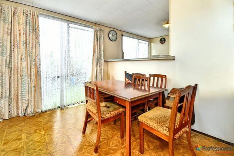 Photo of property in 12 Starforth Place, Henderson, Auckland, 0612