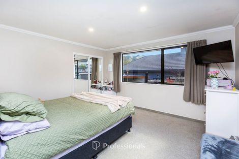 Photo of property in 18 Clearwater Terrace, Brown Owl, Upper Hutt, 5018