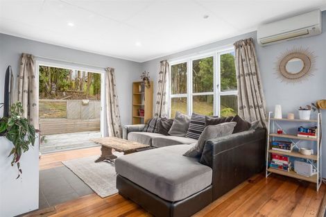 Photo of property in 21 Desert Gold Street, Ascot Park, Porirua, 5024