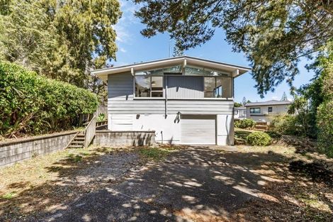 Photo of property in 80 Awaruku Road, Torbay, Auckland, 0630