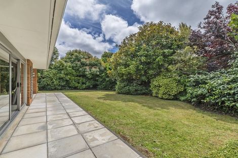 Photo of property in 39 Highfield Place, Avonhead, Christchurch, 8042