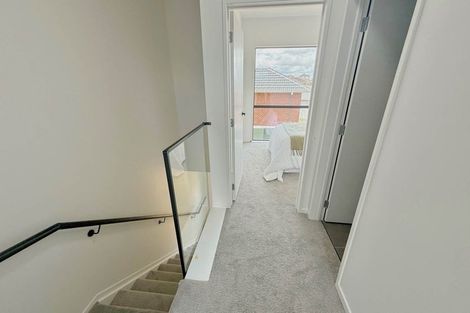 Photo of property in 3/442 Old Te Atatu Road, Te Atatu Peninsula, Auckland, 0610