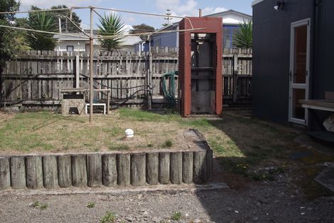 Photo of property in 26 Bway Road, Waihi Beach, 3611
