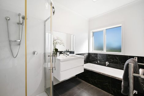 Photo of property in 27 Teatree Close, Huntington, Hamilton, 3210