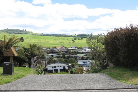 Photo of property in 3 Sylvia Place, Acacia Bay, Taupo, 3330