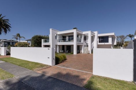 Photo of property in 94 Marine Parade, Mount Maunganui, 3116
