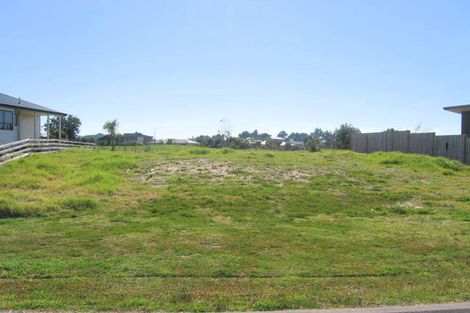 Photo of property in 105 The Fairway, Matarangi, Whitianga, 3592