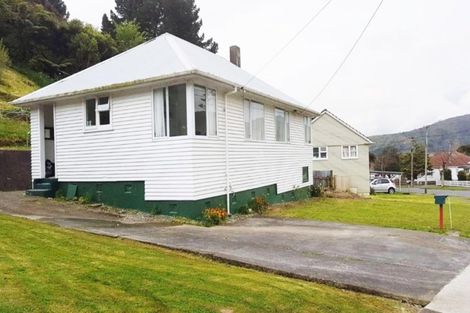 Photo of property in 69 Judd Crescent, Naenae, Lower Hutt, 5011