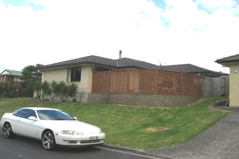 Photo of property in 4 Fresil Lane, Massey, Auckland, 0614