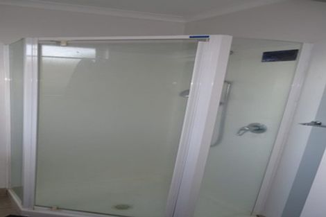 Photo of property in 5 Les Marston Place, Pukekohe, 2120