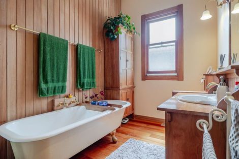Photo of property in 6 Pascal Street, Palmerston North, 4410