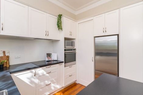 Photo of property in 143 Kenmure Road, Kenmure, Dunedin, 9011