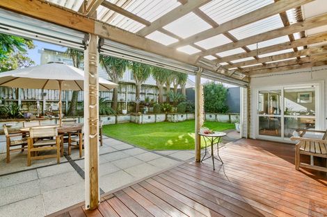 Photo of property in 47 Mclean Street, Strandon, New Plymouth, 4312