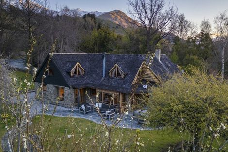 Photo of property in 11 Arrowtown-lake Hayes Road, Lake Hayes, Queenstown, 9371