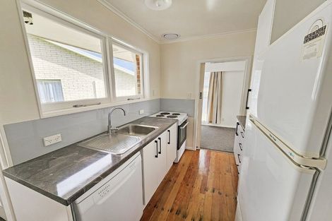Photo of property in 10 Amberley Grove, Hutt Central, Lower Hutt, 5010