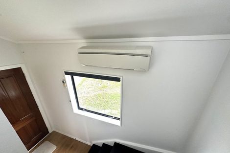 Photo of property in 5a Becker Way, Karori, Wellington, 6012