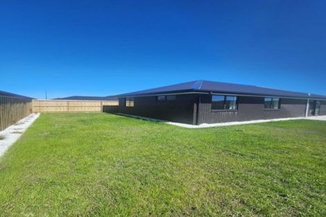 Photo of property in 10 Ellmers Street, Woodend, 7610