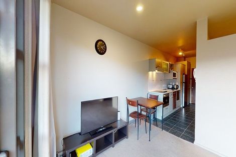 Photo of property in Atrium Towers, 6p/154 The Terrace, Wellington Central, Wellington, 6011