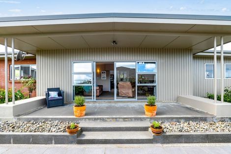 Photo of property in 28 Maire Street, Hawera, 4610
