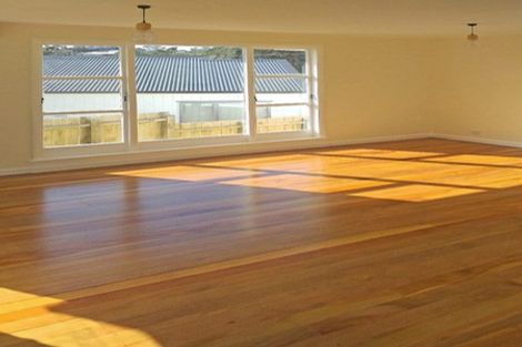 Photo of property in 38 Lyndfield Lane, Newlands, Wellington, 6037