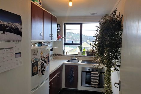 Photo of property in 102u6 Lyall Parade, Lyall Bay, Wellington, 6022