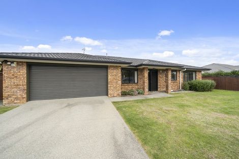 Photo of property in 12 Manhattan Court, Paraparaumu Beach, Paraparaumu, 5032