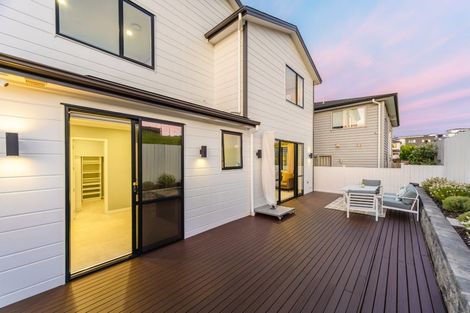 Photo of property in 11 Bight Road, Long Bay, Auckland, 0630