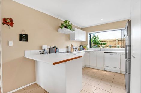 Photo of property in 17 Glenpark Place, Favona, Auckland, 2024