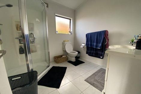 Photo of property in 6b Claverton Grove, Churton Park, Wellington, 6037